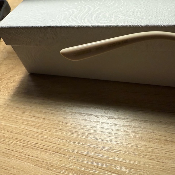 Gucci Mint Green Sunglasses - Picture 6 of 6